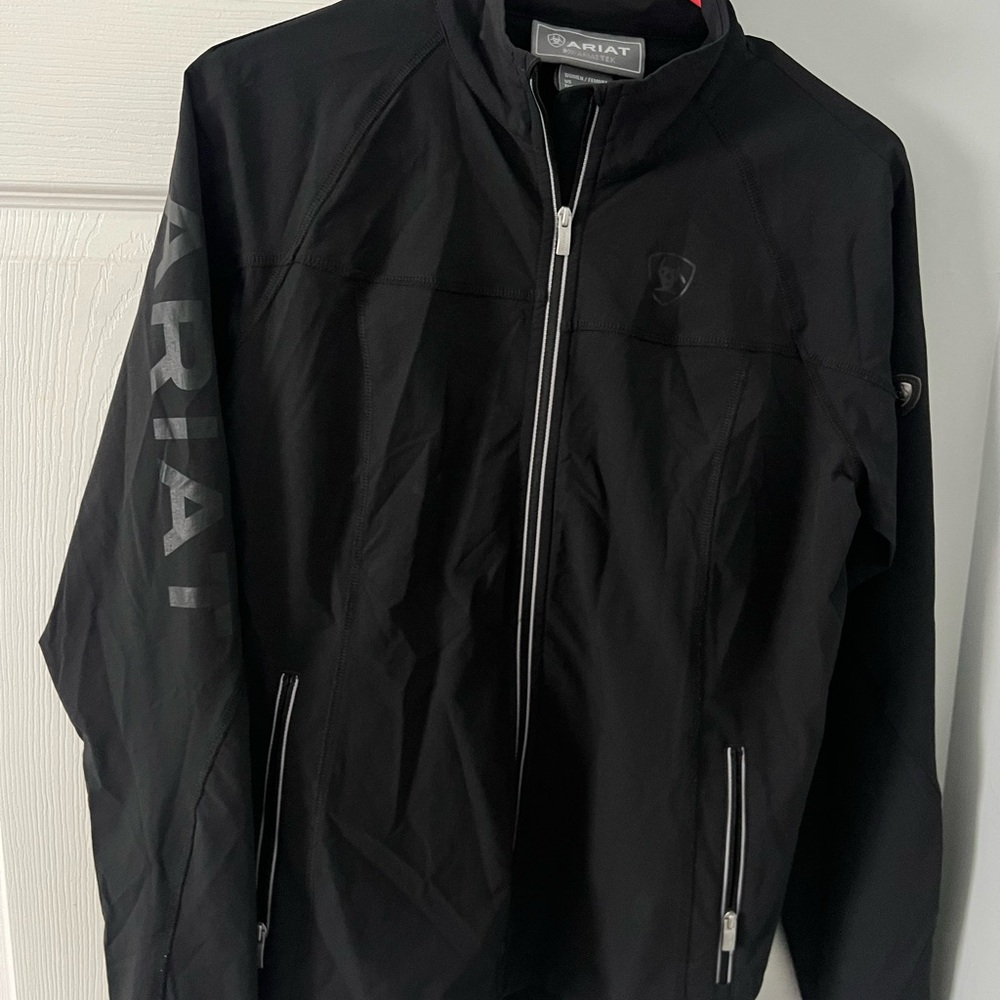 Ariat Women’s Size M Black Windbreaker Jacket